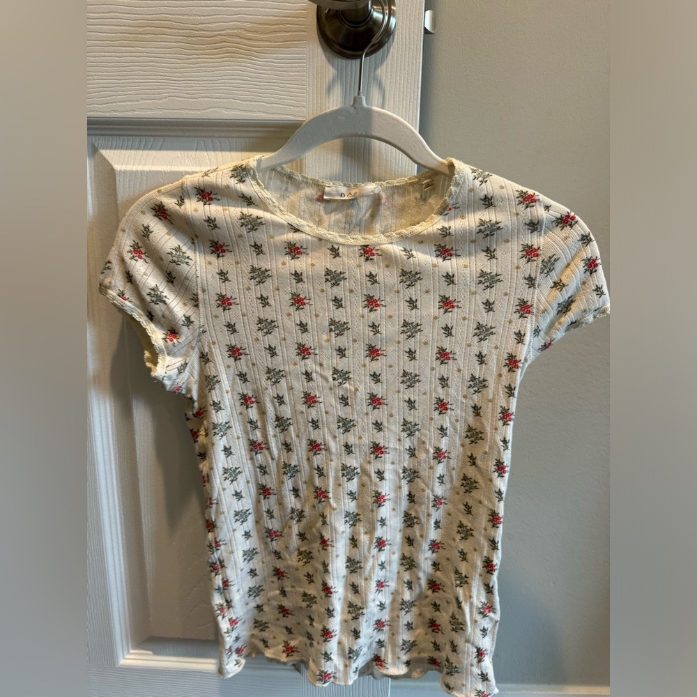 Doen cream floral top